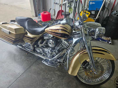 2003 Harley-davidson Road King, $10000. Photo 3