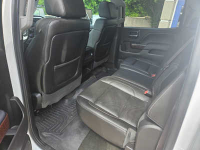 2015 GMC 2500 Crew Cab, $26950. Photo 6