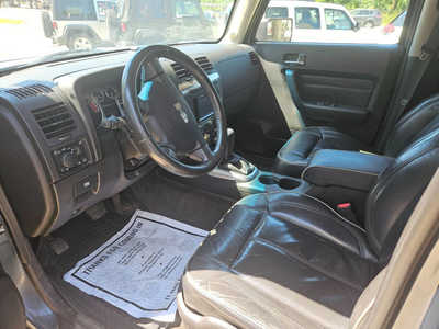 2007 Hummer H3, $5950. Photo 5