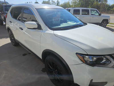 2017 Nissan Rogue, $7950. Photo 3