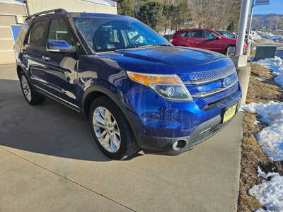 2015 Ford Explorer, $7950. Photo 2