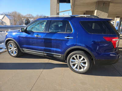 2015 Ford Explorer, $7950. Photo 1