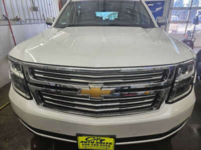2016 Chevrolet Suburban, $17950. Photo 2