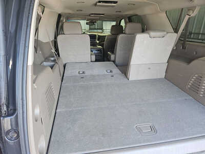 2016 Chevrolet Suburban, $17950. Photo 9