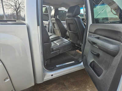 2012 Chevrolet 1500 Crew Cab, $9850. Photo 7