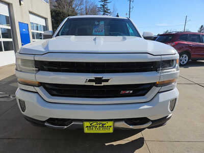 2019 Chevrolet 1500 Ext Cab, $18750. Photo 2