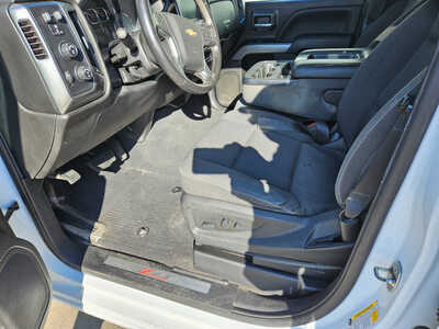 2019 Chevrolet 1500 Ext Cab, $18750. Photo 5