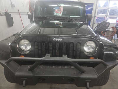 2013 Jeep Wrangler, $12750. Photo 2