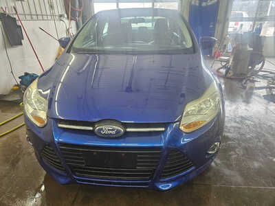 2012 Ford Focus, $5950. Photo 2