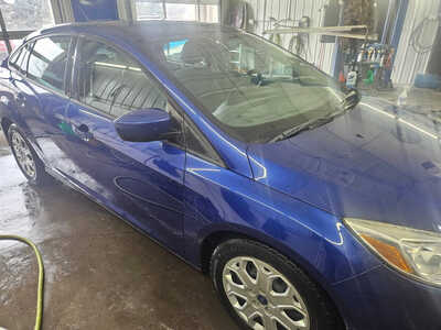 2012 Ford Focus, $5950. Photo 3