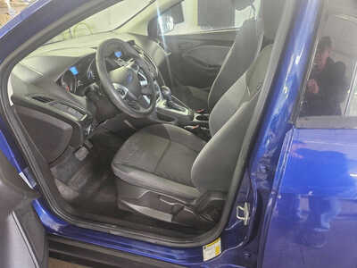 2012 Ford Focus, $5950. Photo 5