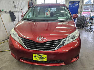 2009 Toyota Venza, $8750. Photo 8
