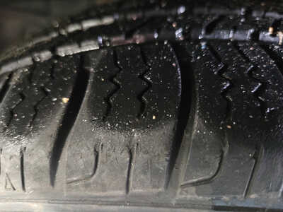 2011 Dodge Avenger, $6750. Photo 7