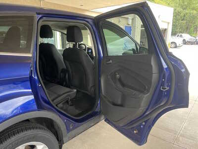 2013 Ford Escape, $6950. Photo 10