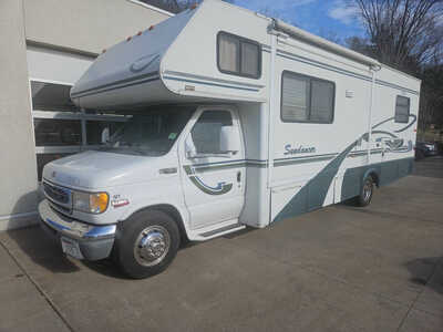 2000 Ford Van,Passenger, $12750. Photo 1