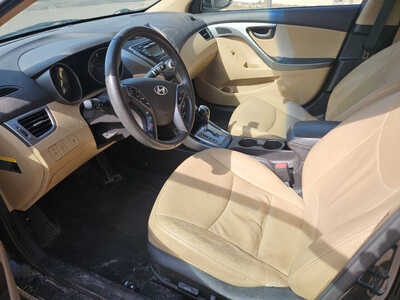 2013 Hyundai Elantra, $7650. Photo 5