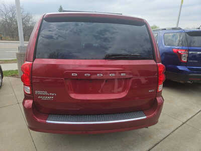 2015 Dodge Grand Caravan, $6950. Photo 4