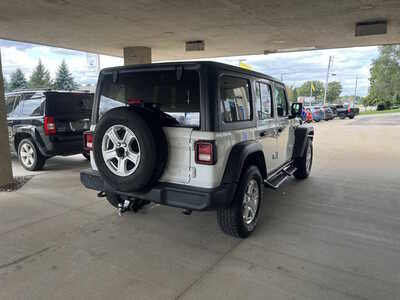 2018 Jeep Wrangler Unlimited, $15750. Photo 10