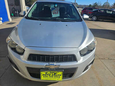 2014 Chevrolet Sonic, $5950. Photo 2