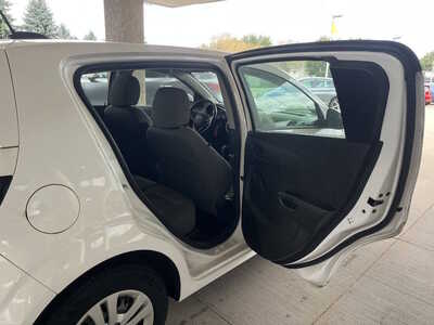 2017 Chevrolet Sonic, $8950. Photo 10