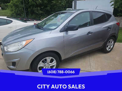 2012 Hyundai Tucson, $6350. Photo 1