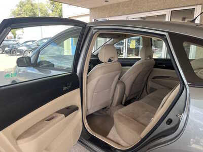 2005 Toyota Prius, $6950. Photo 4