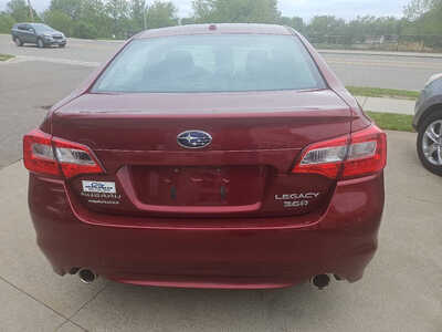 2015 Subaru Legacy, $8350. Photo 4