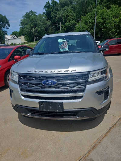 2018 Ford Explorer, $12450. Photo 2