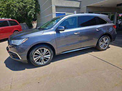2017 Acura MDX, $15750. Photo 2