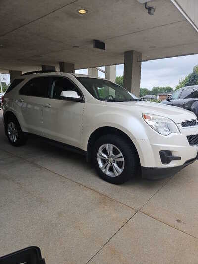 2015 Chevrolet Equinox, $6950. Photo 3