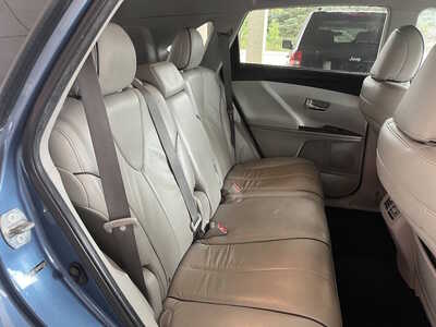 2009 Toyota Venza, $7950. Photo 6