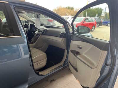 2009 Toyota Venza, $7950. Photo 7