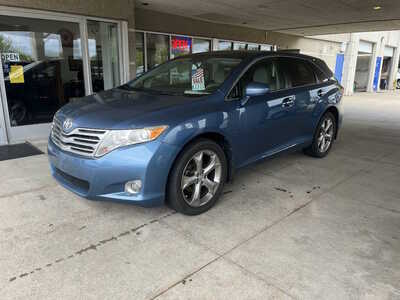 2009 Toyota Venza, $7950. Photo 1