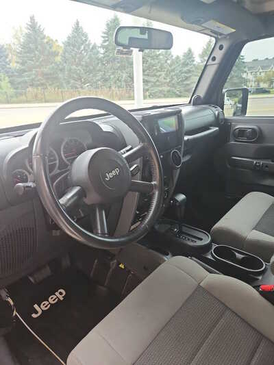 2010 Jeep Wrangler, $10950. Photo 5