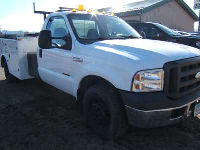 2006 Ford F350 Reg Cab, $8900. Photo 3
