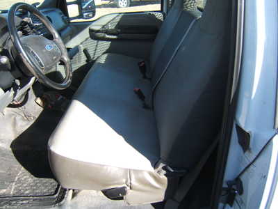 2006 Ford F350 Reg Cab, $8900. Photo 7
