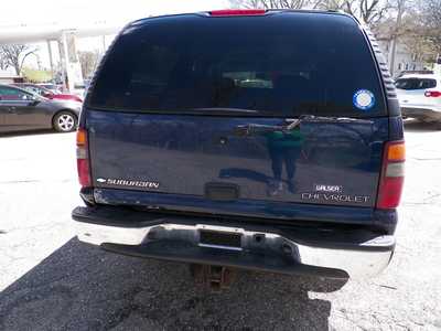 2002 Chevrolet Suburban, $5495. Photo 5