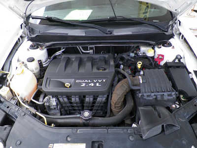 2012 Dodge Avenger, $4595. Photo 12