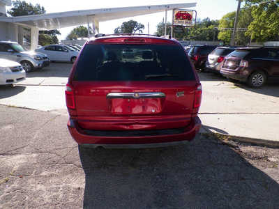 2005 Chrysler Town & Country, $3995. Photo 6