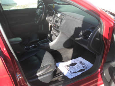 2014 Chrysler 200, $8998. Photo 11