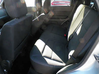 2012 Ford Escape, $6995. Photo 4