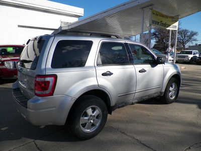 2012 Ford Escape, $6995. Photo 7