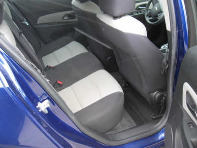 2013 Chevrolet Cruze, $7195. Photo 9