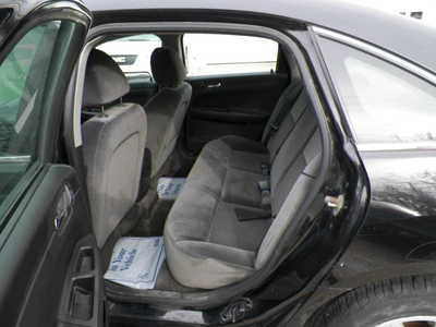 2010 Chevrolet Impala, $6195. Photo 5