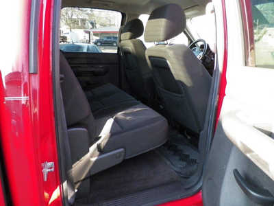 2011 Chevrolet 1500 Crew Cab, $9995. Photo 9