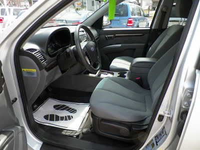 2011 Hyundai Santa Fe, $6995. Photo 3