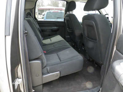 2012 Chevrolet 1500 Crew Cab, $9595. Photo 9