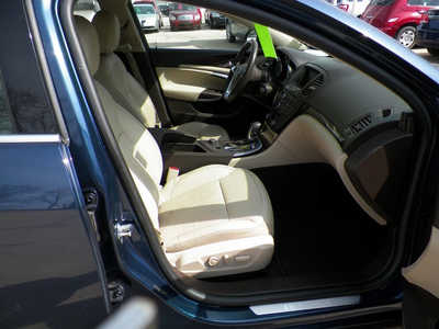 2011 Buick Regal, $6395. Photo 10