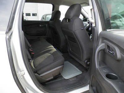2011 Chevrolet Traverse, $5495. Photo 10