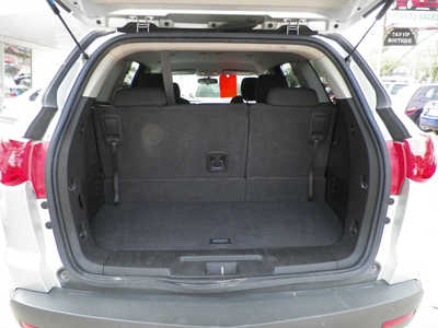 2011 Chevrolet Traverse, $5495. Photo 8